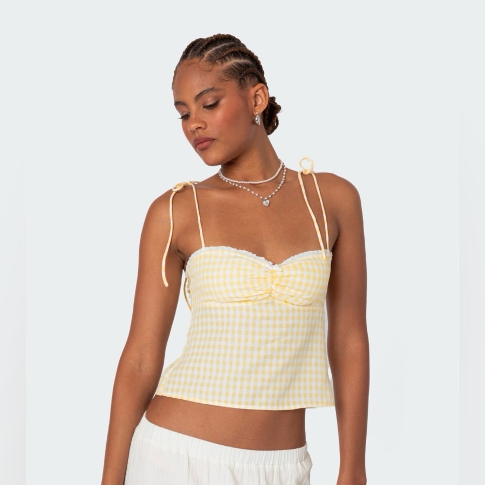 Edikted Billie Open Tie Back Gingham Top